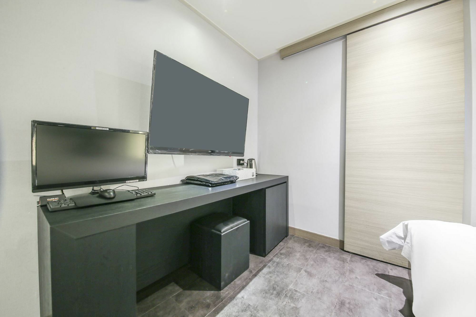 Hotel Cullinan Seocho Seoul Exterior photo
